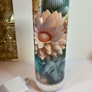 3D Floral Flowers 20 OZ Water Bottle + Bluetooth Speaker